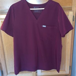 Figs burgundy scrub set